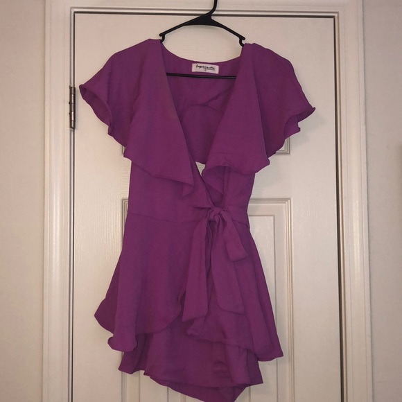 Wrap Ruffled Romper - Picture 4 of 4